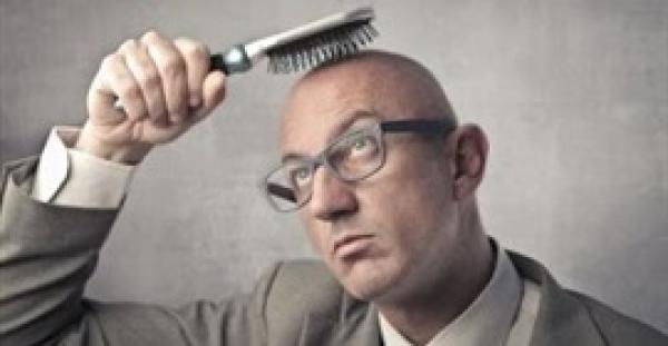 بالفيديو..5 أطعمة تحارب الصلع وتمنع تساقط الشعر