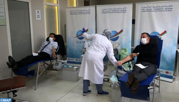 خطير: عزوف عن التبرع بالدم في رمضان يهدد بجفاف مخزون أكياس الدم بالمغرب