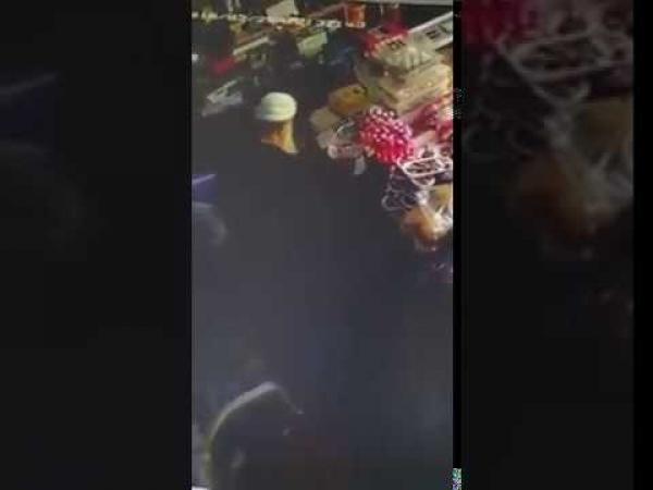 ملتحي بتطوان يتسلل الى دكان ويسرق 2000 درهم بعد مغافلة صاحبه