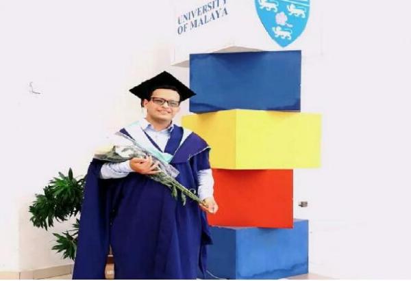 الحكومة الاسترالية تمنح 240 مليون سنتيم كمنحة لشاب مغربي ليتابع أبحاثه في سلك الدكتوراه و"أخبارنا" تكشف معطيات حصرية عنه