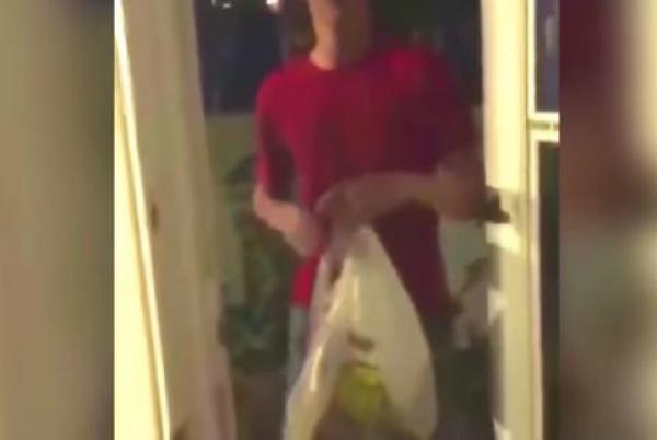 بالفيديو: اكتشفتا خيانته فانتقمتا منه في بث حي على فيس بوك