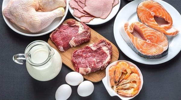 ماذا يحدث عندما تتناول كمية كبيرة من البروتينات؟