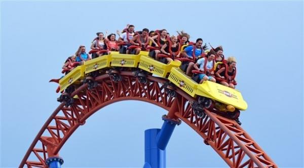 استنتاج يبدو أقرب إلى الخيال :  ركوب اللعبة الأفعوانية يساعد على التخلص من حصى الكلى!