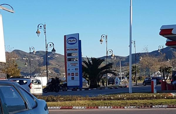 الداودي يكشف حقيقة العلاقة بين تعويم الدرهم و ارتفاع أسعار المحروقات