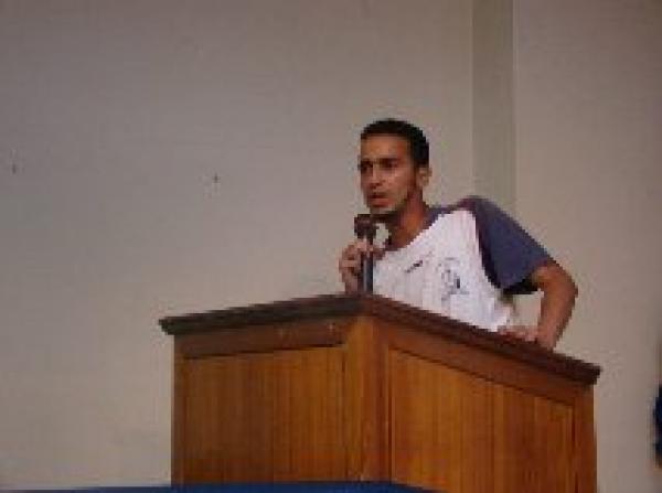 كورة وعطالة : تضخيم للأقدام وتغييب لذوي الأفهام