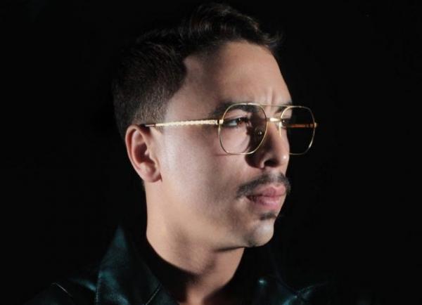 الفنان "هاشم البسطاوي" يخرج عن صمته ويكشف سبب اعتزاله الفن(فيديو)