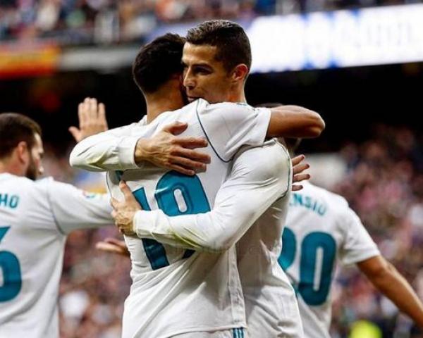 هكذا ودع أشرف حكيمي زميله كريستيانو رونالدو المنتقل الى اليوفي (صورة)