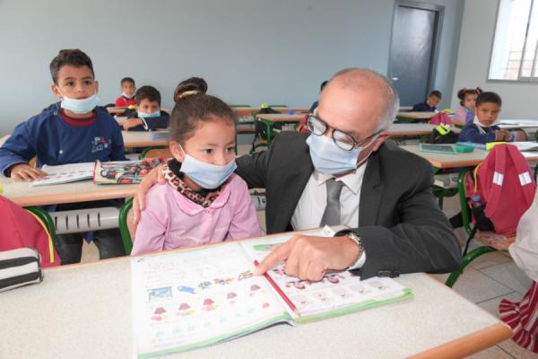 ارتفاع متواصل في أعداد الإصابات بكوفيد 19 بالمؤسسات التعليمية بالمغرب