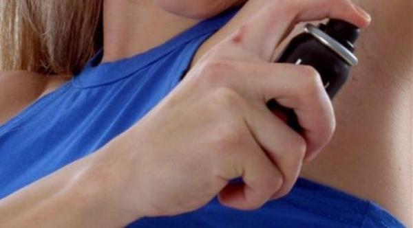 توصية بالتخلي عن مضادات التعرق المحتوية على الألومنيوم