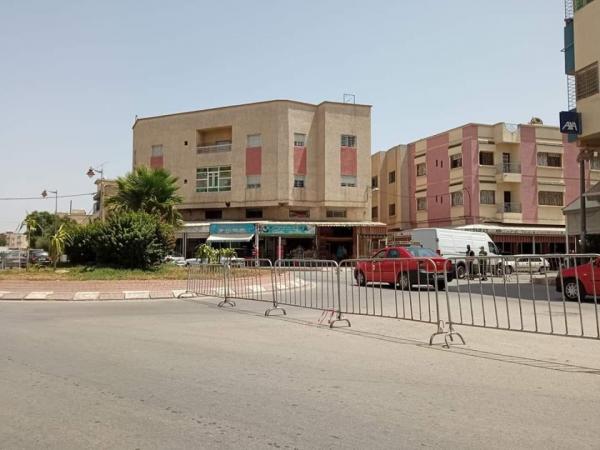 بعد انتشار الفيروس بشكل سريع... قرارات صارمة جديدة من والي الجهة حول إغلاق السويقات والمحلات التجارية والمهنية