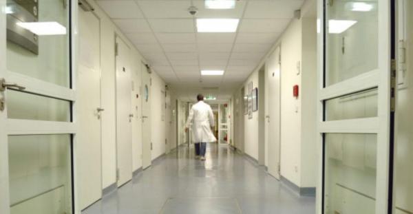 بالوثيقة: مطالب بالتحقيق في صفقات بناء خمس مستشفيات عمومية بالمغرب