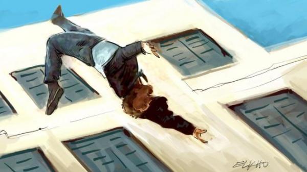 مؤلم... سقوط مهاجر مغربي من الطابق الخامس بايطاليا والشرطة تحقق في وفاته