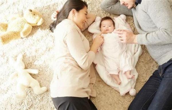 الأمور وصلت لمرحلة الخطر: انخفاض قياسي في معدل المواليد باليابان ينذر ب"أزمة ديموغرافية "