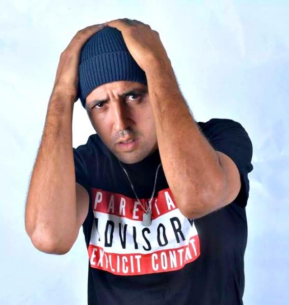 الرابور "آش نايم" و بعد سنة من الغياب … يعود إلى " الاولد سكول ' بأغنية فيها الكلام "القاصح" (الفيديو)