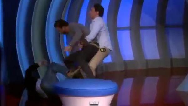 مغربي آخر يهاجم من دعاه في برنامج "المسامح كريم"