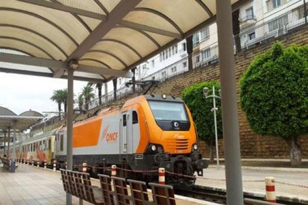 صادم:  مكبرات صوت محطات "الخليع" أداة للسب والشتم بدل التوجيه والإخبار