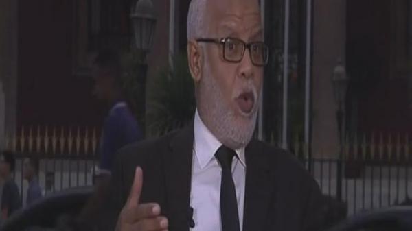 شاهد يتيم على قناة مصرية : العدالة و التنمية يستحيل أن يتحالف مع الاصالة و المعاصرة و لو تدخل الملك