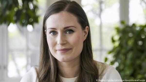 صورة لرئيسة وزراء فنلندا على مجلة أزياء تثير جدلا حول المهنية