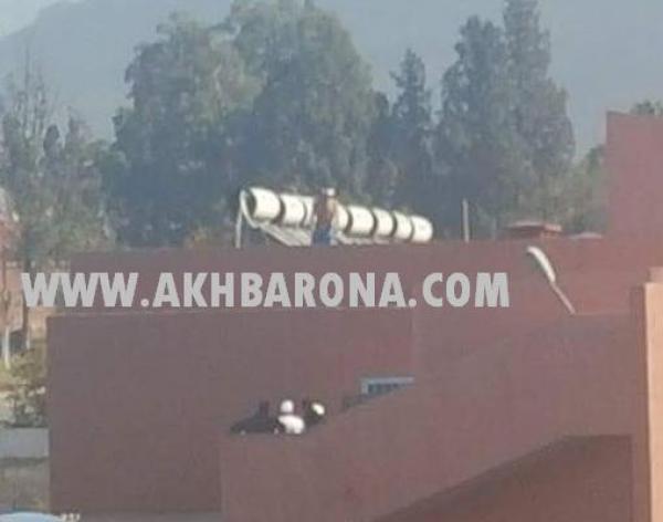 عاجل بالصورة .. مريض يحاول الانتحار من فوق احدى المستشفيات المغربية لهذا السبب