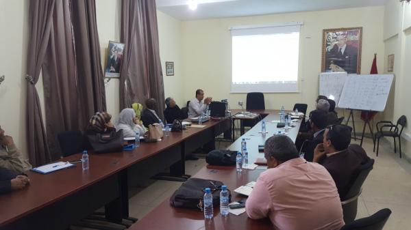 وزارة الصحة بالعيون تكون أطرها ماليا وتضع الموارد البشرية في صلب اهتماماتها