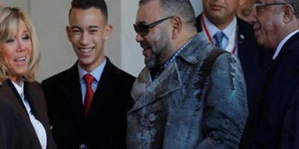 الملك وولي العهد يلفتان الأنظار مجددا بفرنسا (صور)