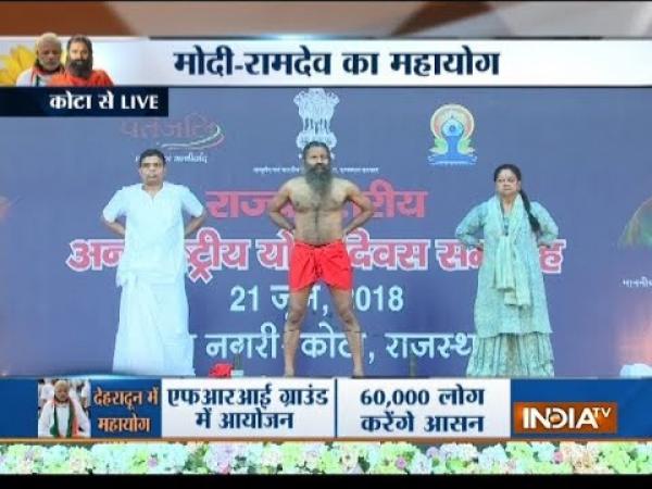 درس يوغاً يحقق رقماً عالمياً بـ 200.000 متدرب