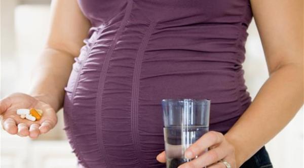هل يفيد تناول فيتامينات الحمل حقاً؟