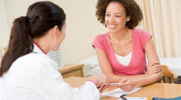 5 فحوصات ذاتية على المرأة القيام بها