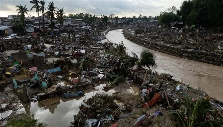 الفلبين ..إعلان حالة الطوارئ بعد كارثة إعصار "كالمايجي" الذي خلّف 241 قتيلاً ومفقوداً