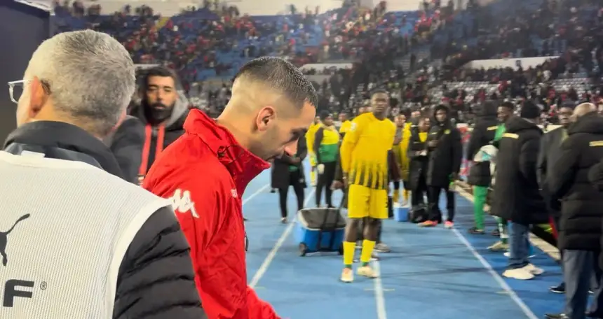 شاهد كيف غادر زياش ولاعبو الوداد الملعب بعد الانتصار على مانيما الكونغولي