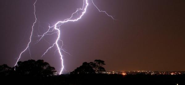 مأساة...صاعقة رعدية تفحم جسد راع بمراكش وتهلك قطيعه
