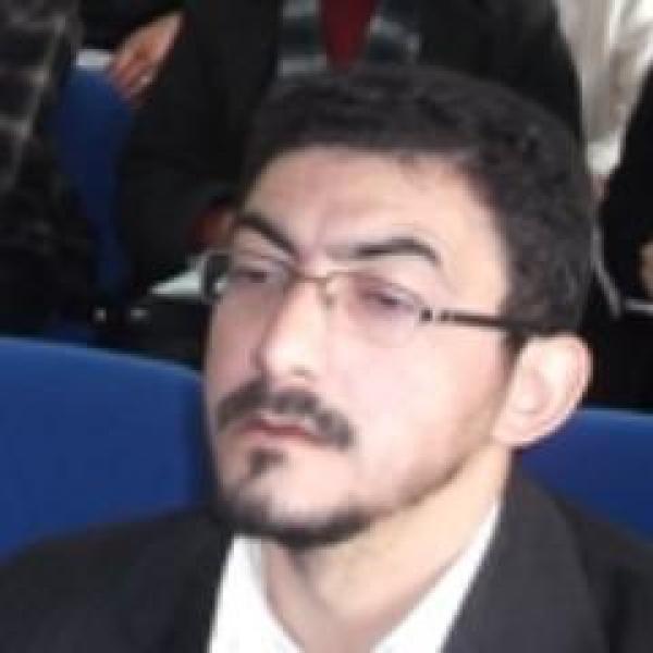 احذروا عين الفايسبوك