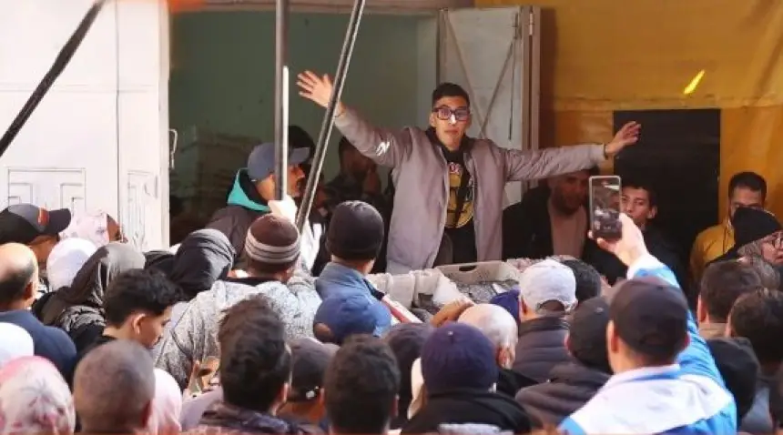 إغلاق محل "عبد الإله مول الحوت" في مراكش بعد ضجة فيديو السردين بـ5 دراهم