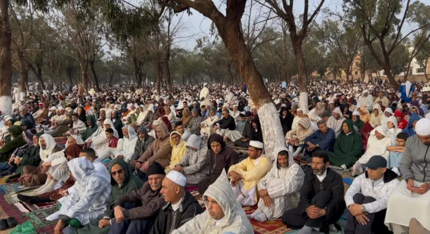 أجواء صلاة عيد الفطر بمصلى حي سيدي عبد الكريم بسطات