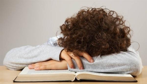 دراسة: التحفيز يمكن أن يزيد من ساعات نوم المراهقين