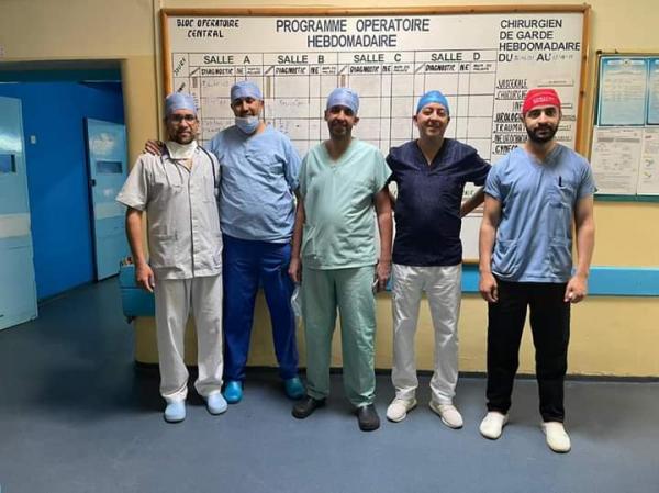 فريق طبي يجري عملية جراحية الأولى من نوعها بجهة بني ملال خنيفرة (صور)