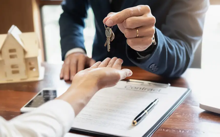 وسطاء “فيسبوك” يلهبون سوق العقار بالمغرب.. أسعار متضاربة واستنزاف متزايد للقدرة الشرائية