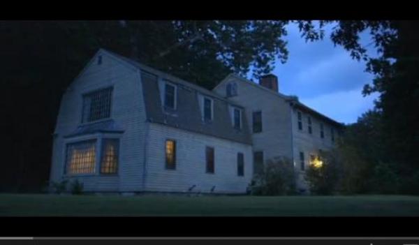 مقصد سياحي يتحول لمدينة أشباح معروضة في المزاد