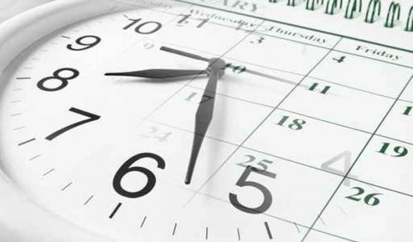 بعد تثبيت "الساعة الجديدة" ..الحكومة تقرر رسميا إعادة النظر في التوقيت المدرسي والإداري