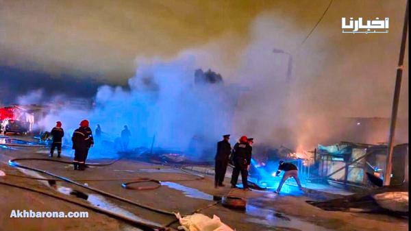 نشوب حريق مهول بسوق للمتلاشيات بإنزكان