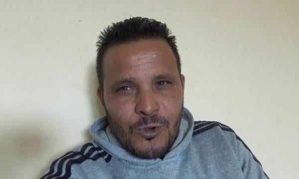 الحكم بالسجن على سائق حافلة بسبب "إهانة رموز الدولة"