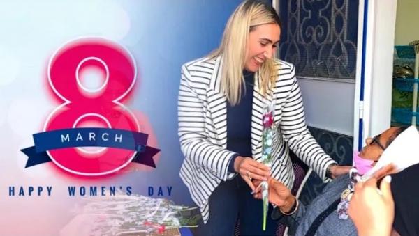 سيدة تحكي عن تجربتها في السياسة:"دخلت غمار المنافسة مؤمنة بالديمقراطية وكل أيام السنة أعياد للنساء’’