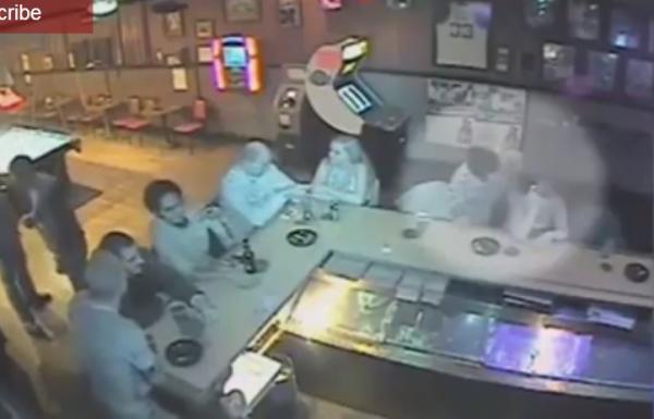 بالفيديو: شاهد كيف أضرمت هذه المرأة النار بشعر زوجها