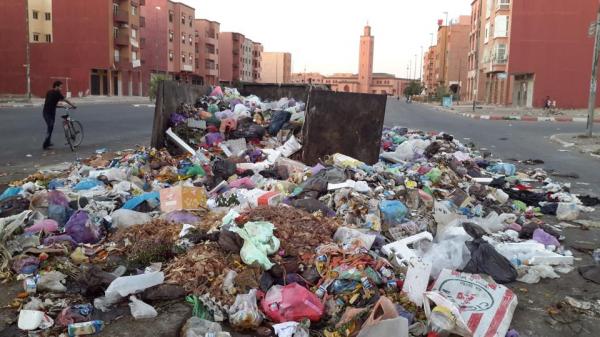 حقوقيون: خدمة التدبير المفوض لقطاع النظافة بمراكش "فشلت" وملايين الدراهم "ضاعت"