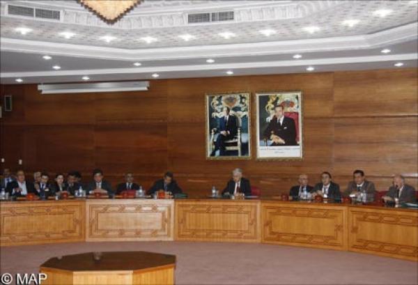 43 مليار درهم كلفة الملف المطلبي للمركزيات النقابية