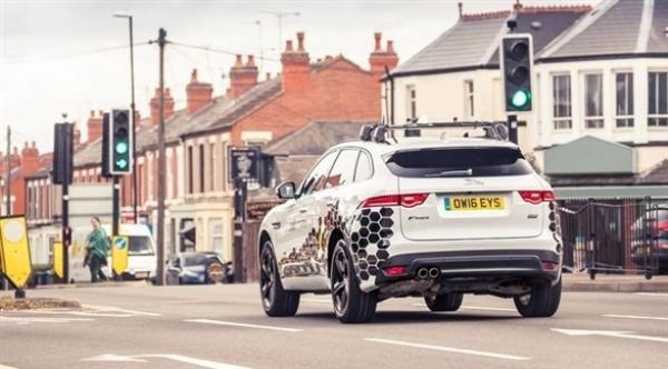 جاغوار تطور نظام مساعدة لتسيير حركة المرور