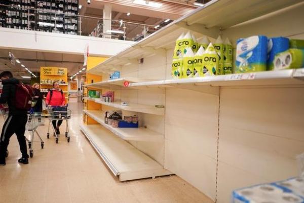 مع تفشي فيروس كورونا...هذه هي أكثر السلع إقبالا في المتاجر