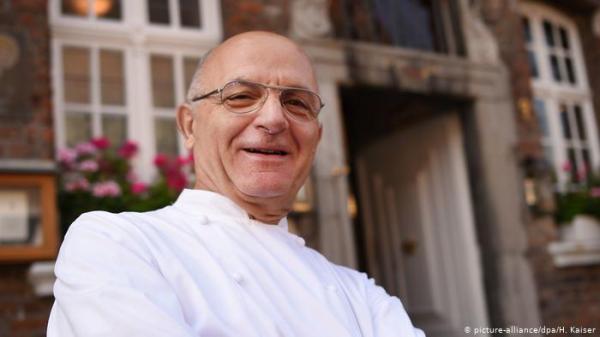 "الصينيون غير مرغوب بهم".. طاهٍ معروف يثير الاستياء في ألمانيا