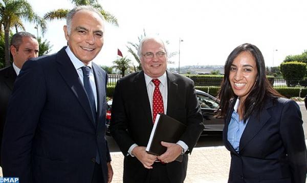 مزوار يستقبل كريستوفر روس