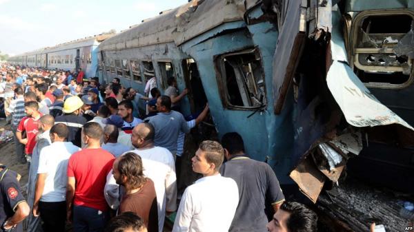 حصيلة جديدة .. 42 قتيلا و133 مصابا في حادث تصادم قطارين في مصر